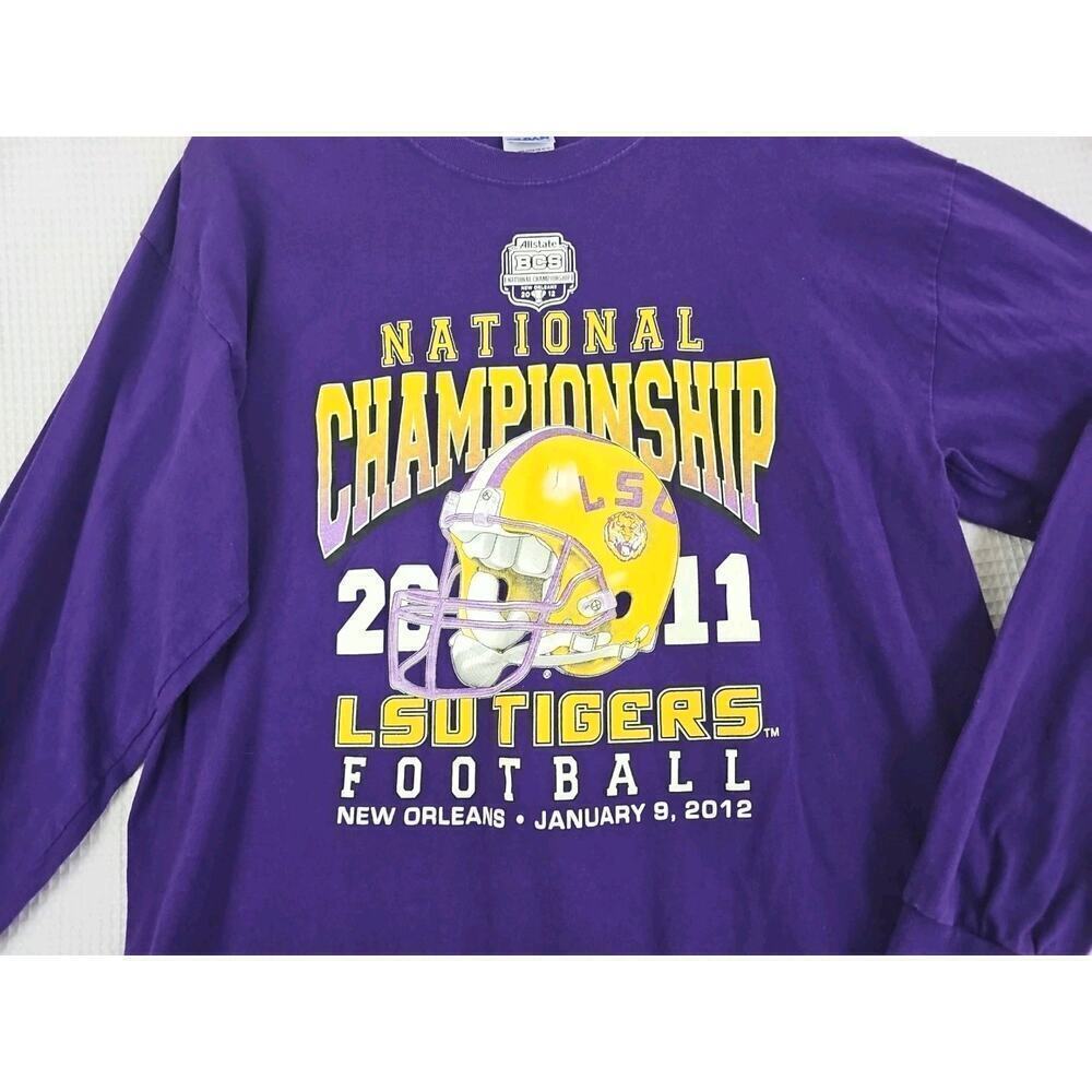 LSU TIGERS New Orleans 2012 NATIONAL CHAMPIONS 2011 Purple T-Shirt Long Sleeve - Picture 10 of 11